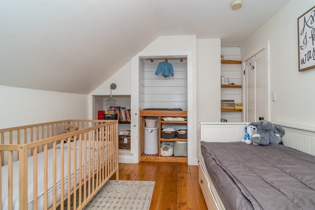 13 Jameson St