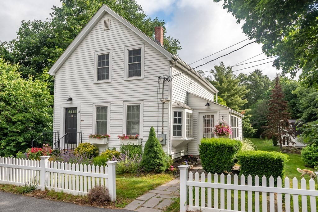 13 Jameson St