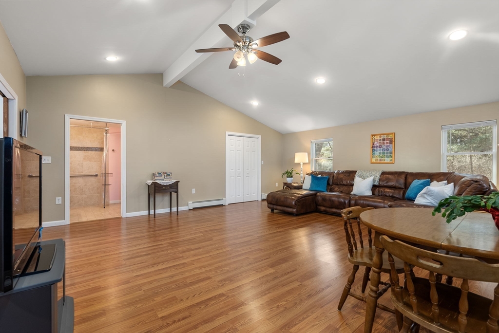 16 Daniels Rd
