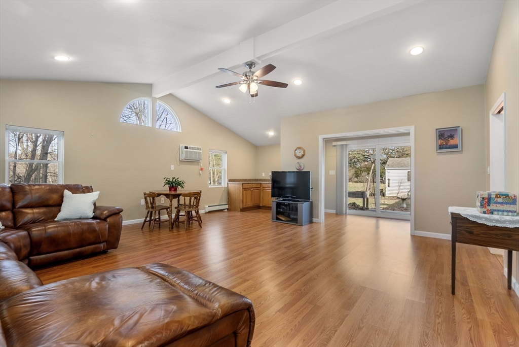 16 Daniels Rd