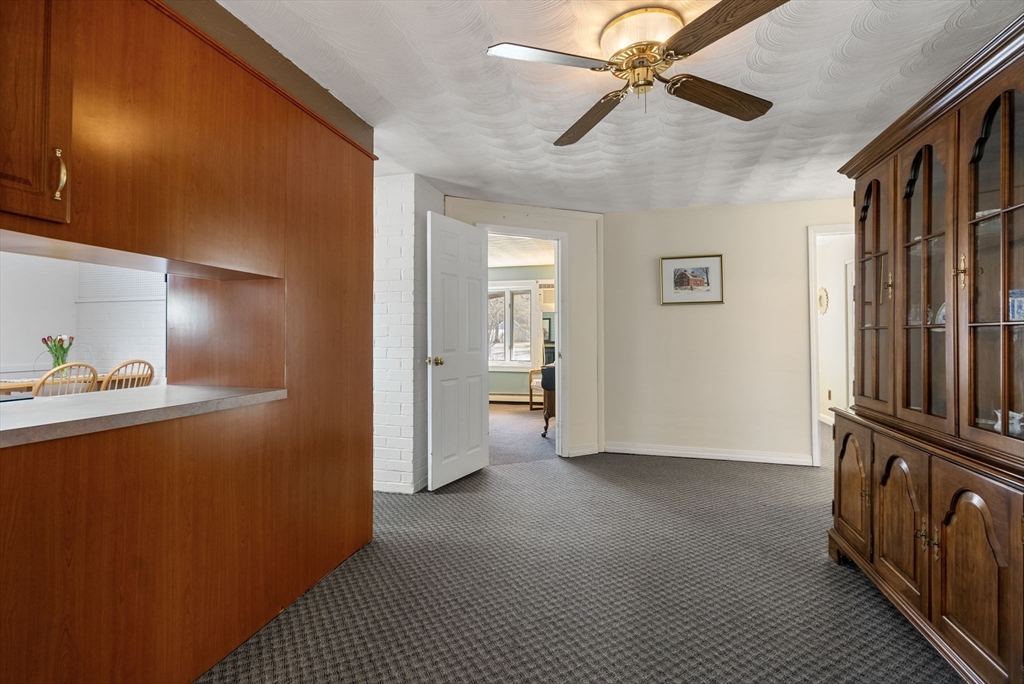 16 Daniels Rd