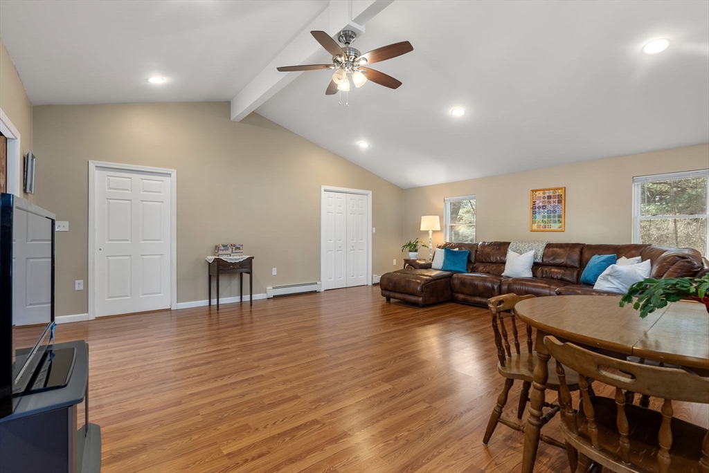 16 Daniels Rd