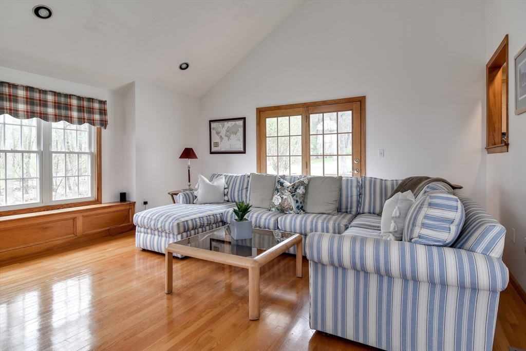 55 Pennock Rd