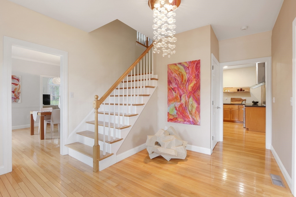 5 Austin Way