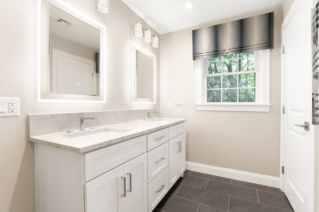 31 Wellesley Avenue # B