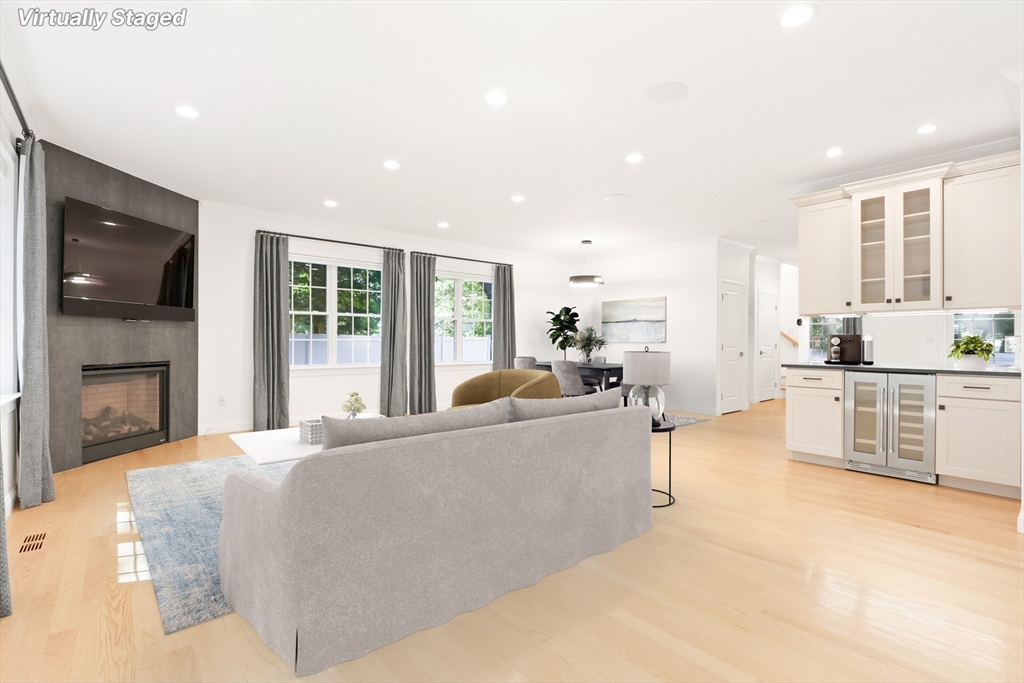 31 Wellesley Avenue # B