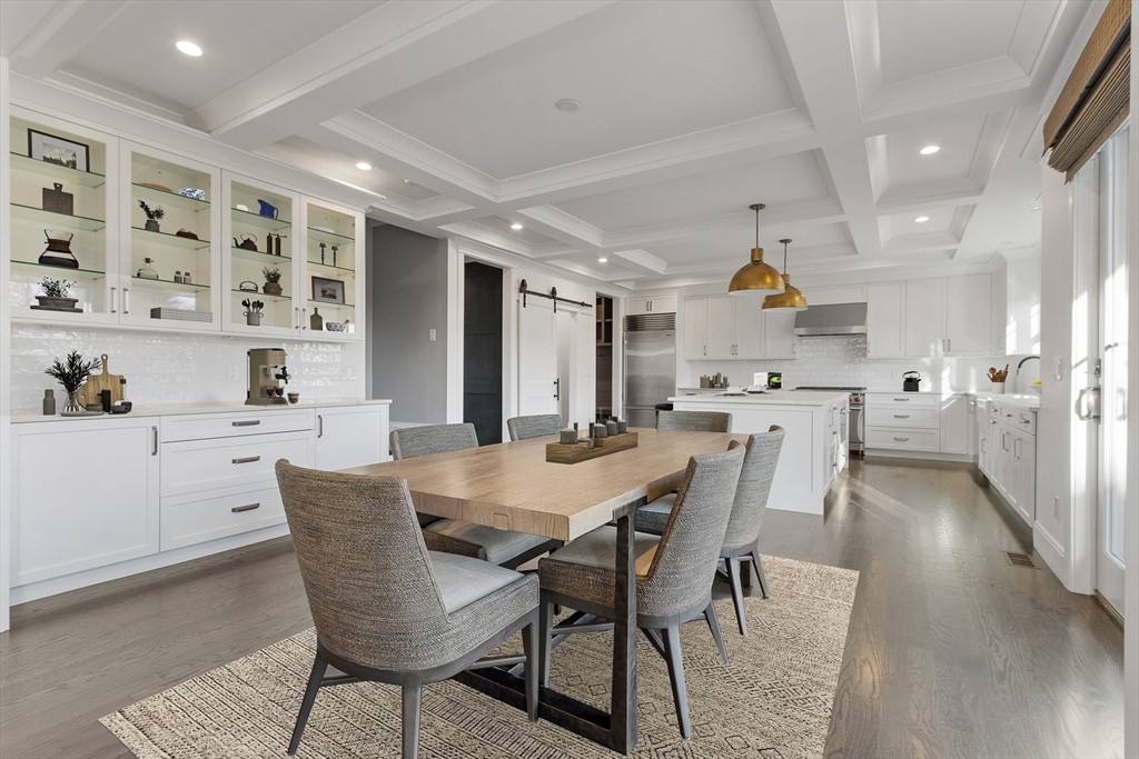 15 Graystone Lane