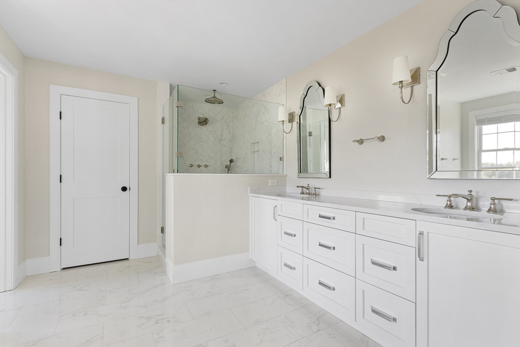 15 Graystone Lane