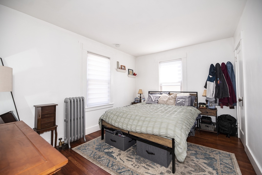 25-27 Hartford St