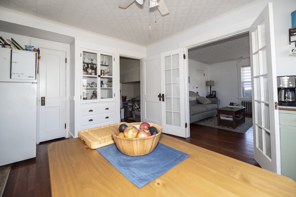 25-27 Hartford St