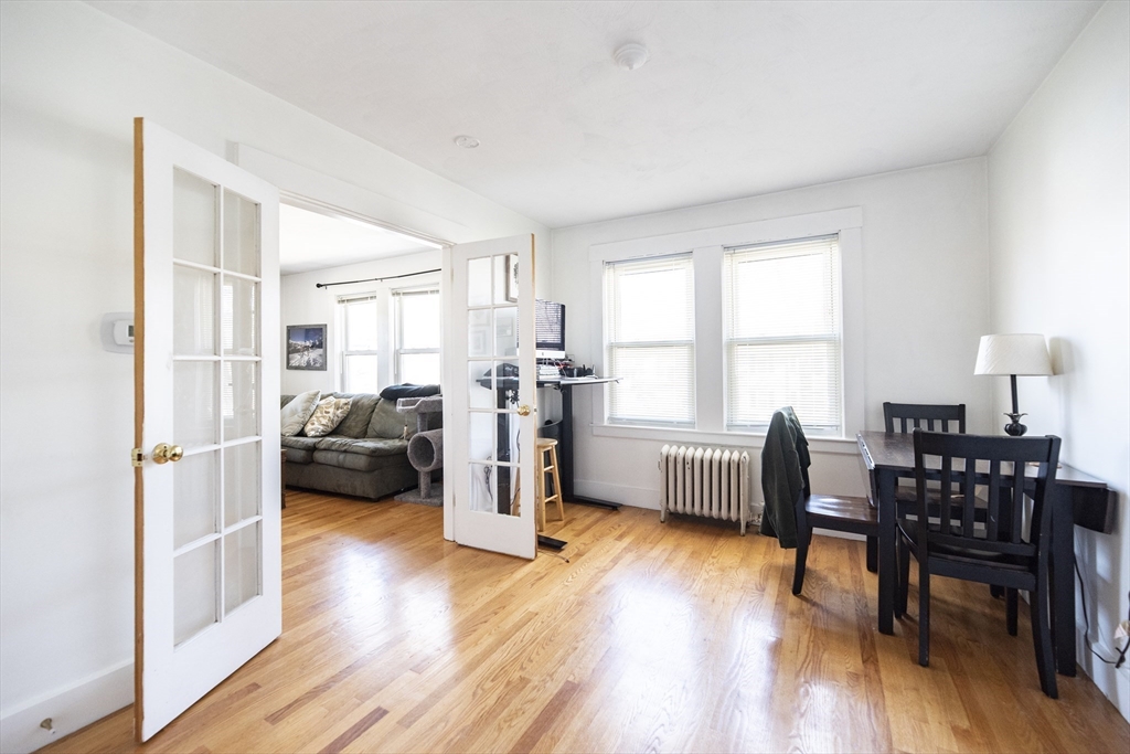 25-27 Hartford St