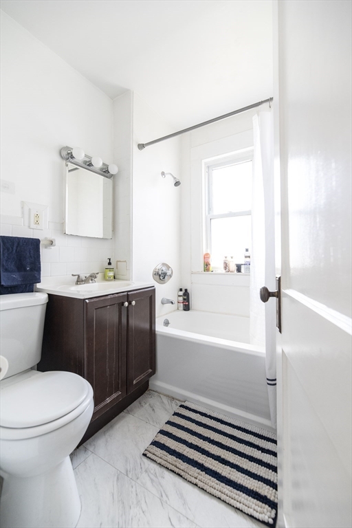 25-27 Hartford St