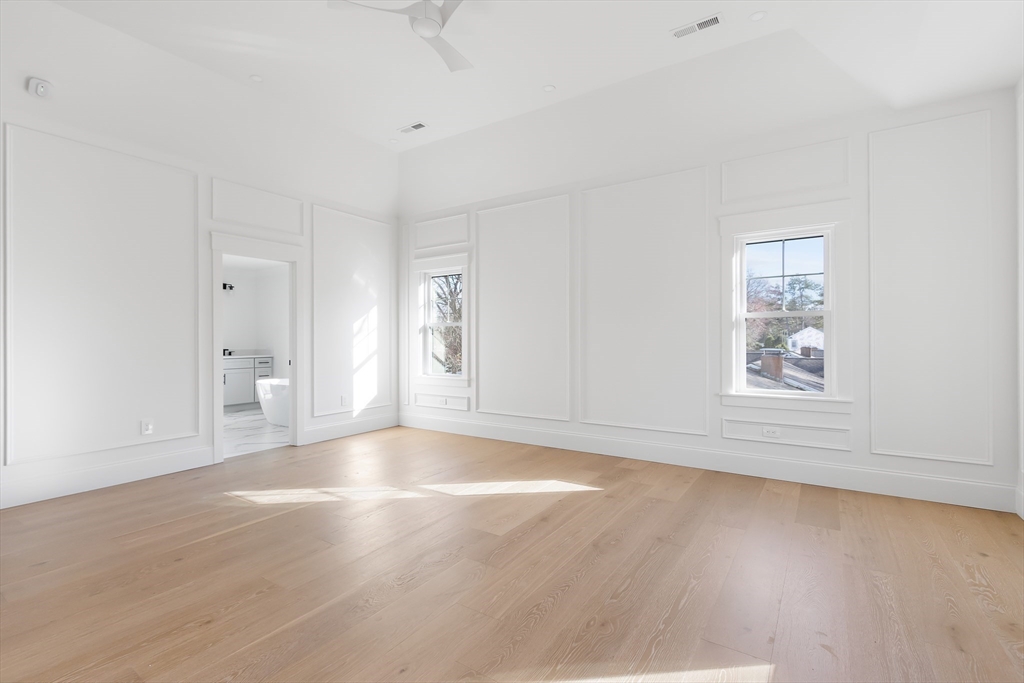 8 Greenleaf Road