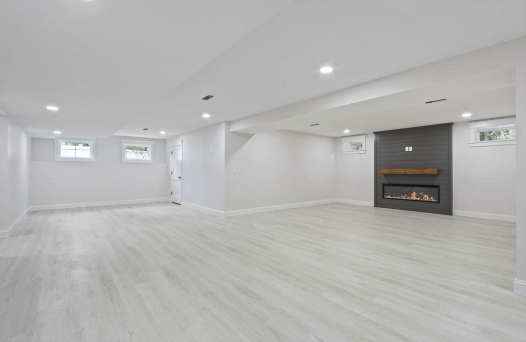 242 Oak Street