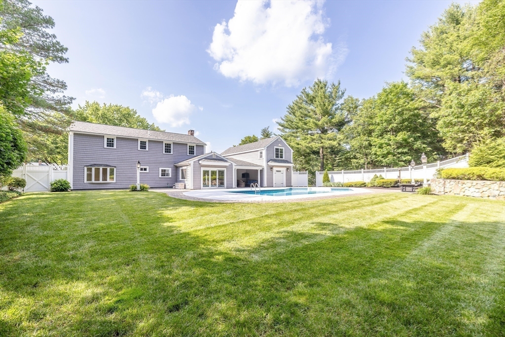 17 Appleton Road