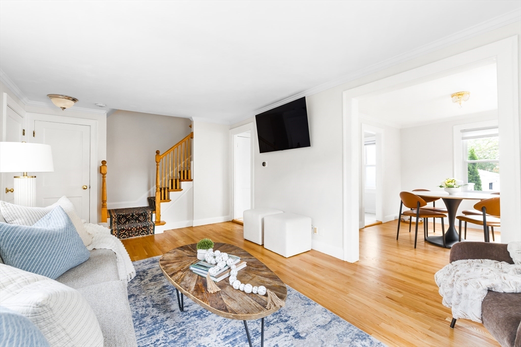 62-64 Rowe Street # B