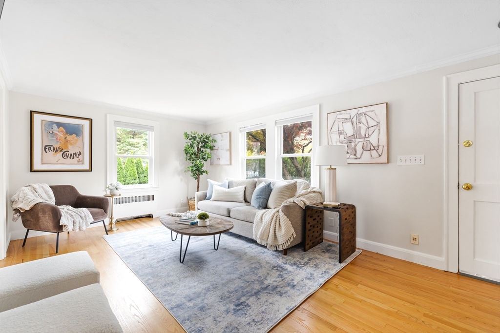 62-64 Rowe Street # B