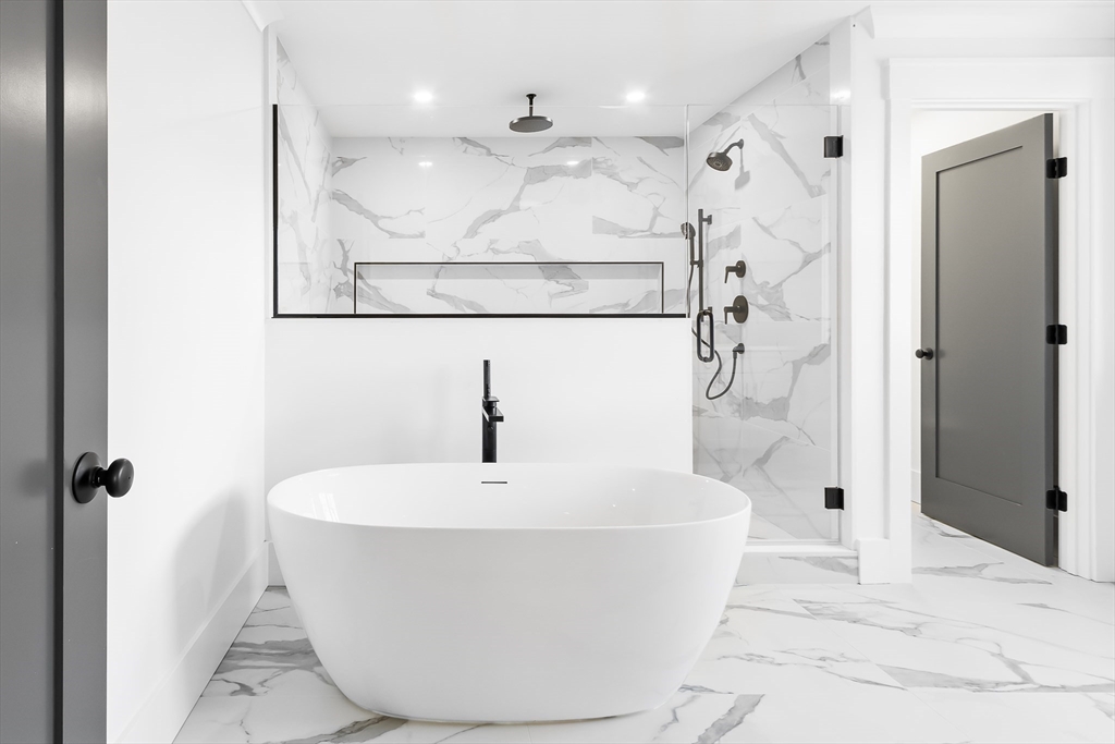 6 Floral Ave Extension # 6