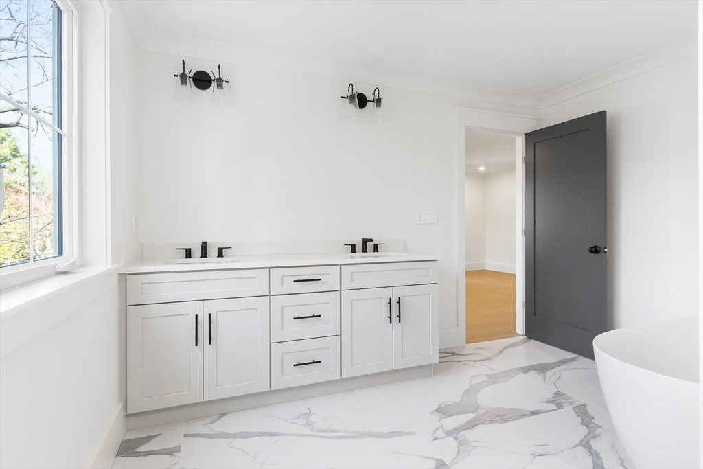 6 Floral Ave Extension # 6