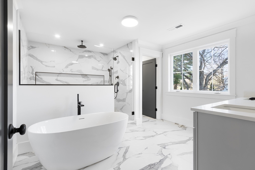 6 Floral Ave Extension # 6