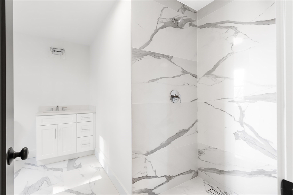 6 Floral Ave Extension # 6