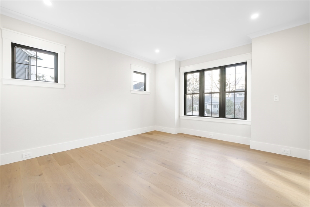 6 Ambler Court