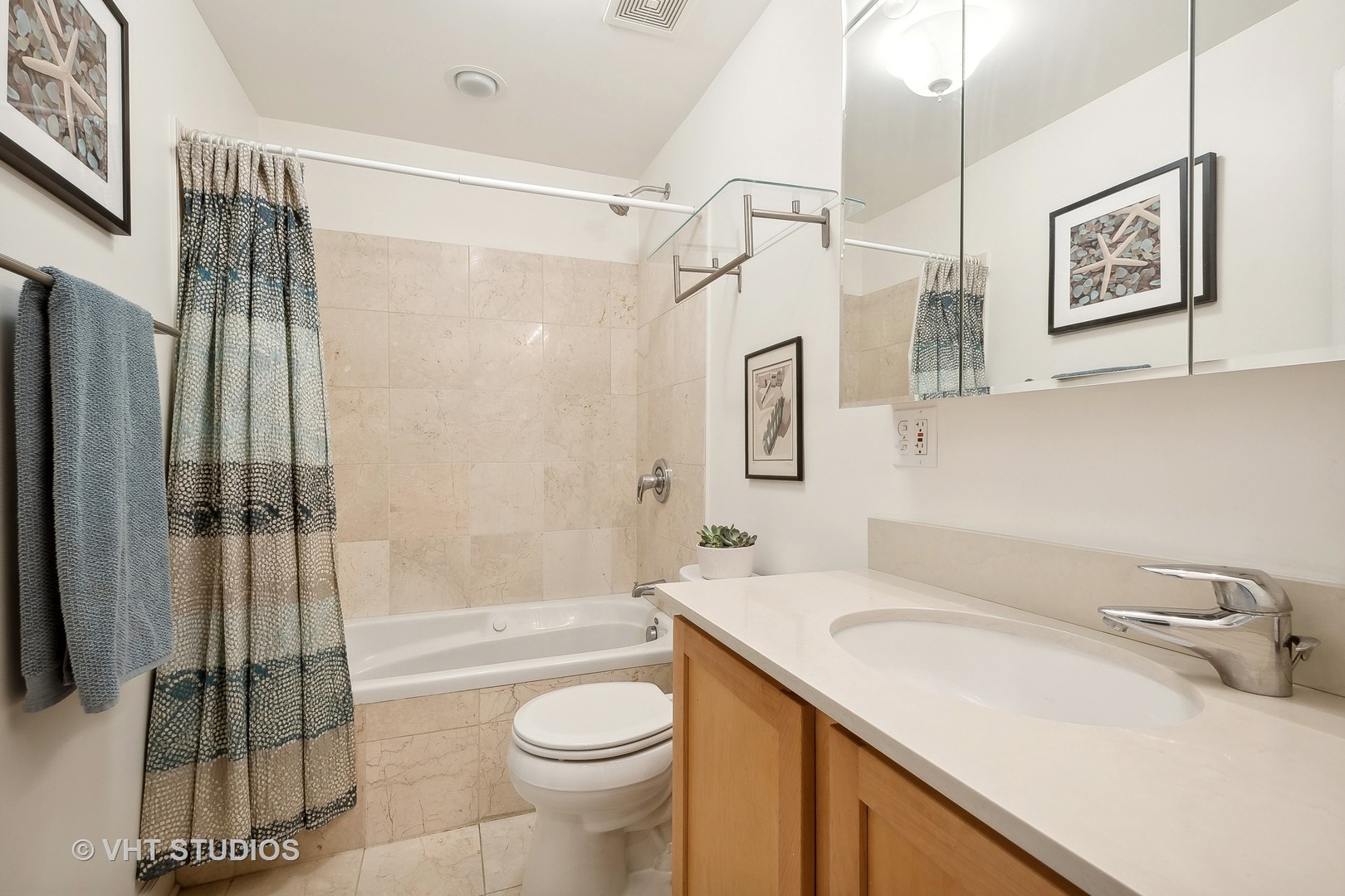 1132 W Farwell Avenue Unit: 1S