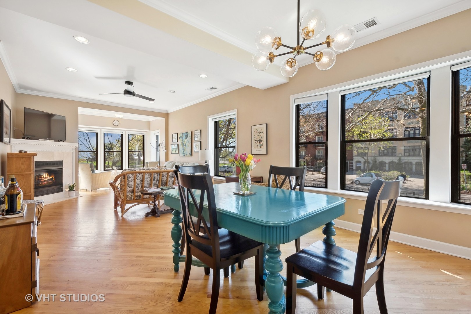 1132 W Farwell Avenue Unit: 1S