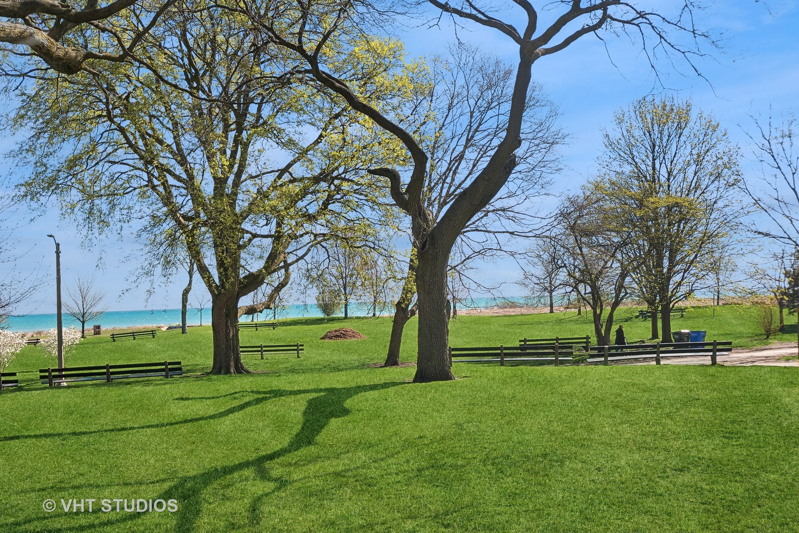 1132 W Farwell Avenue Unit: 1S