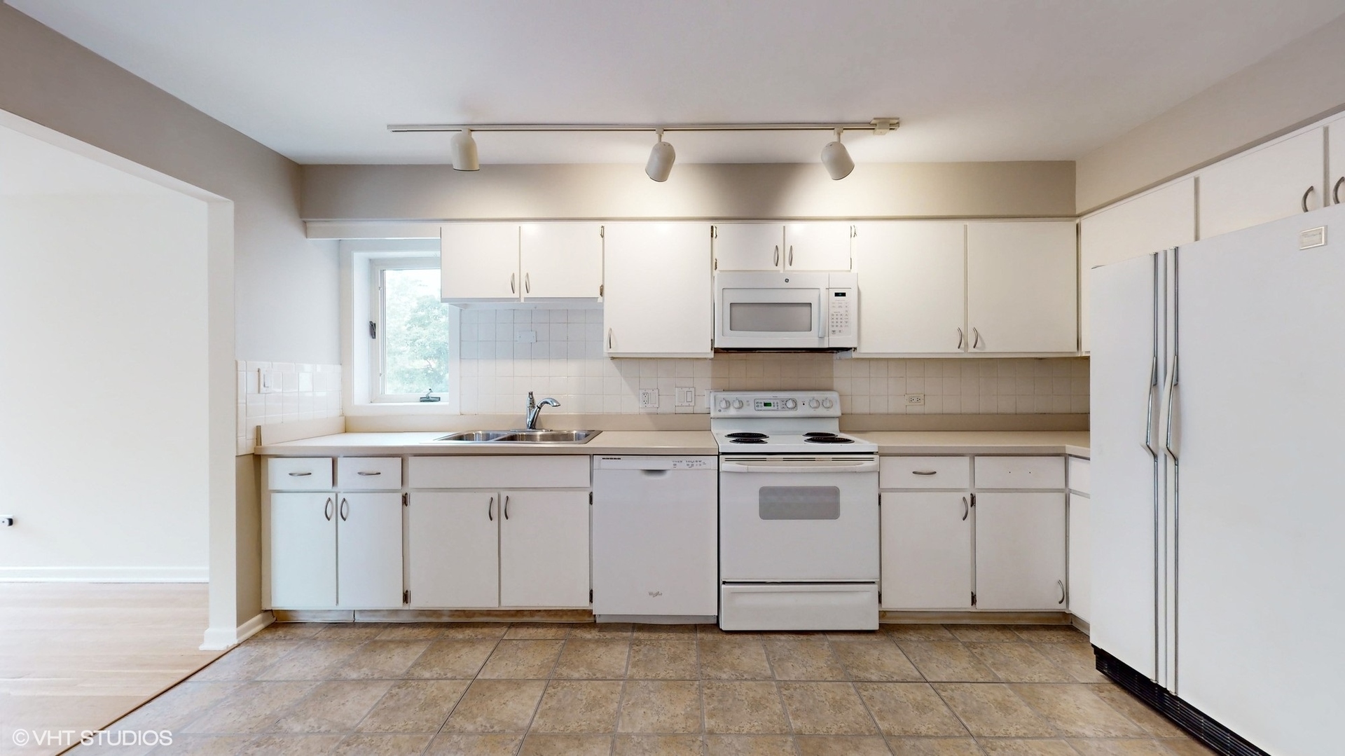 2033 Sherman Avenue Unit: 301