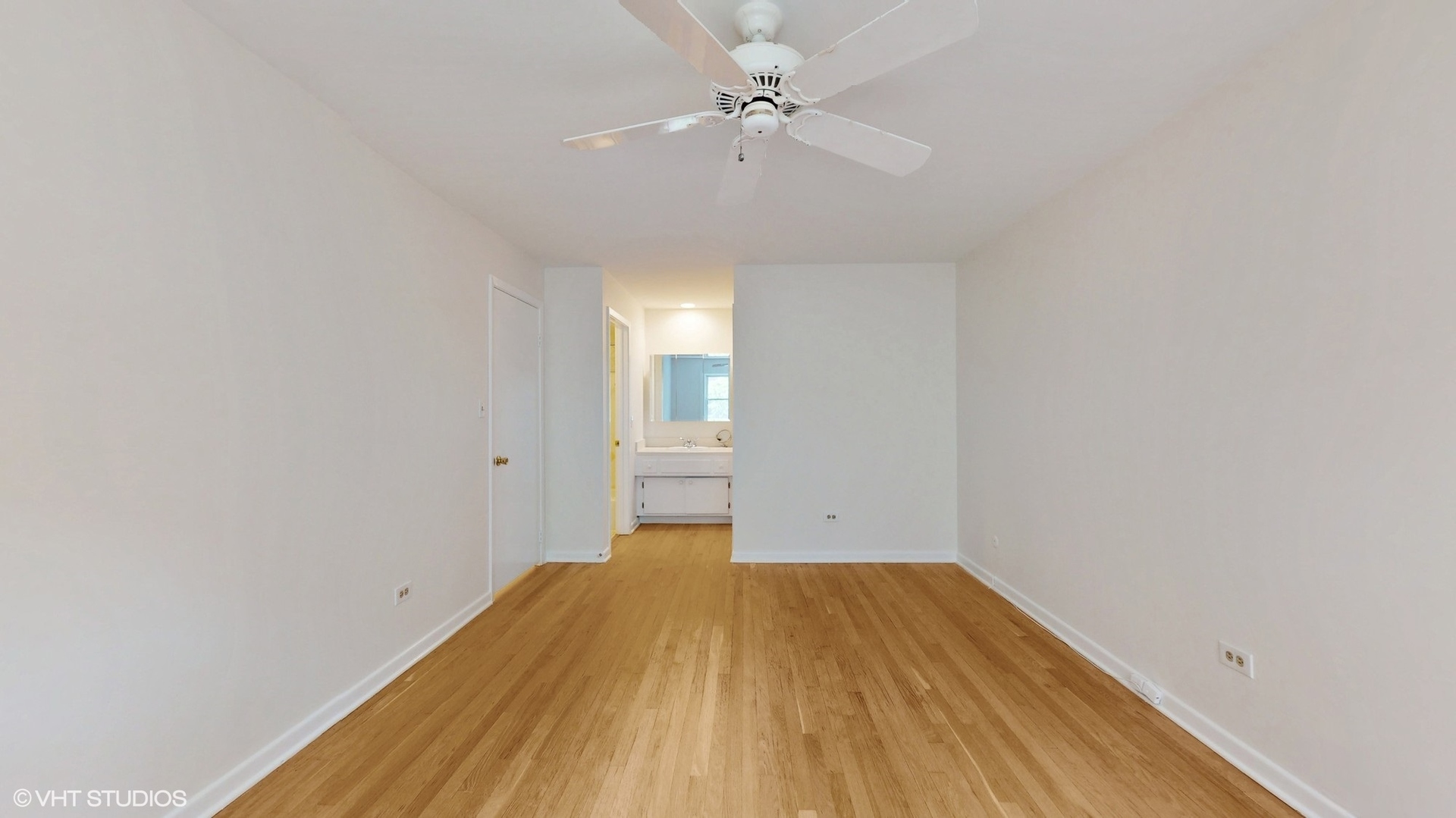 2033 Sherman Avenue Unit: 301