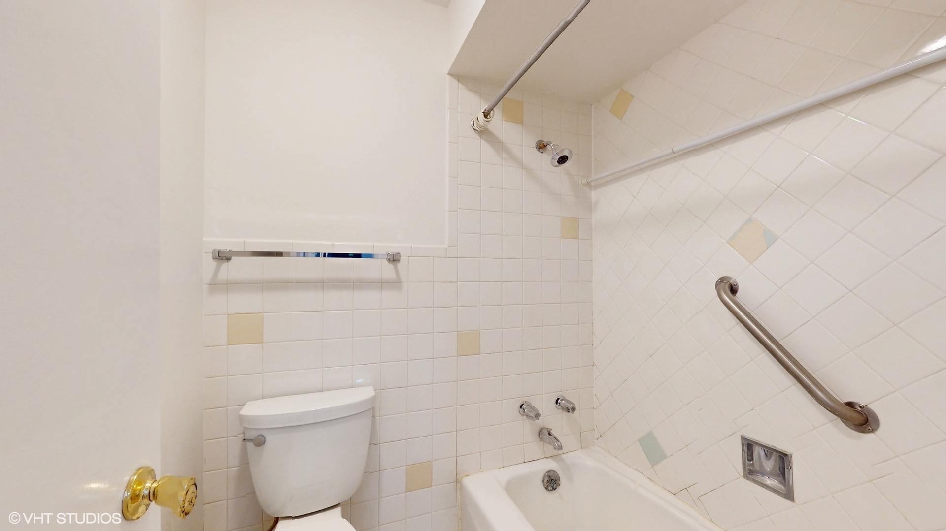 2033 Sherman Avenue Unit: 301
