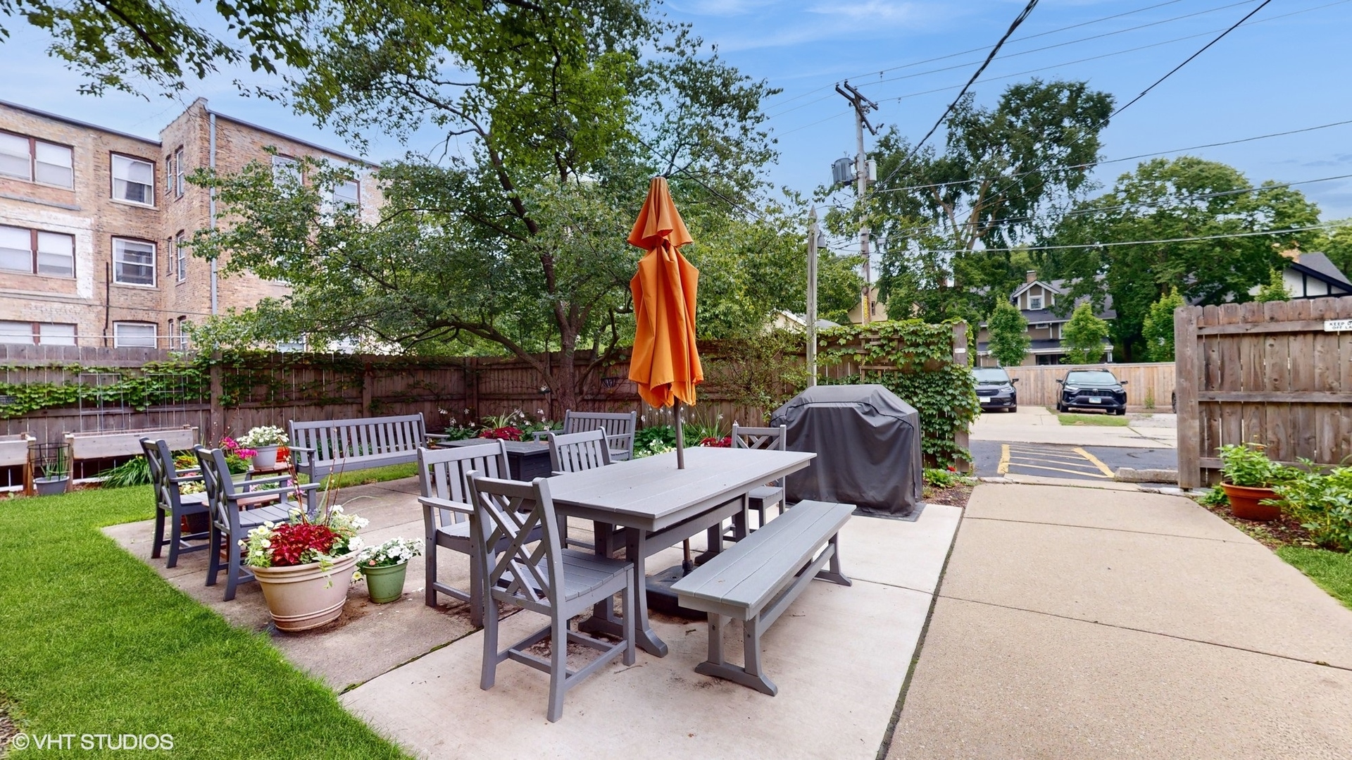 2033 Sherman Avenue Unit: 301