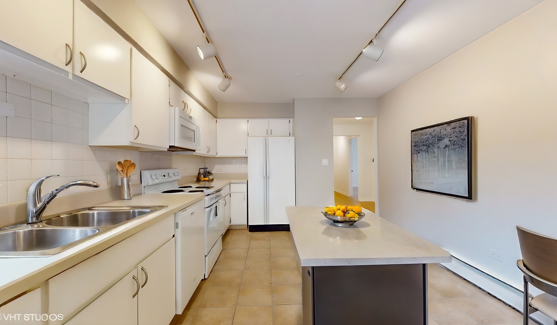 2033 Sherman Avenue Unit: 301