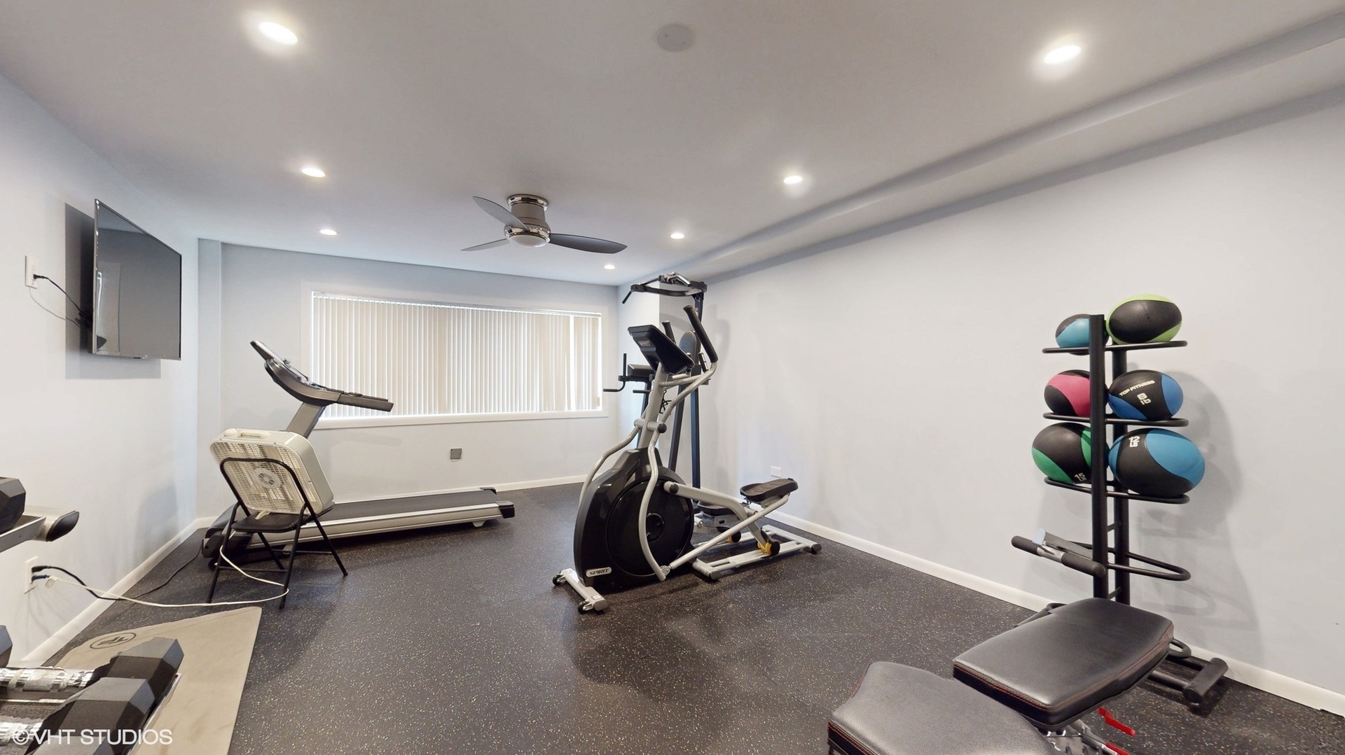2033 Sherman Avenue Unit: 301