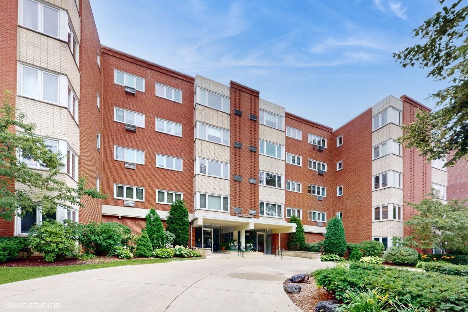 2033 Sherman Avenue Unit: 301