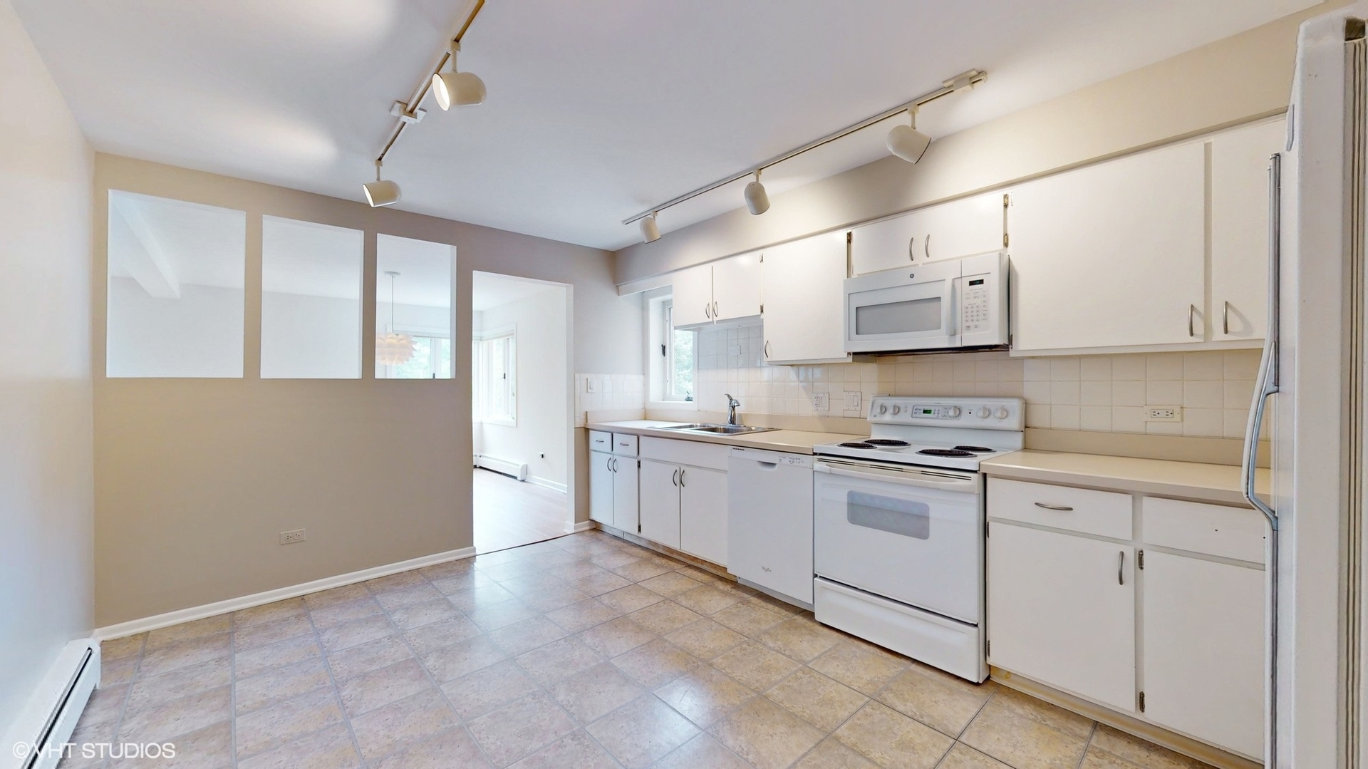 2033 Sherman Avenue Unit: 301