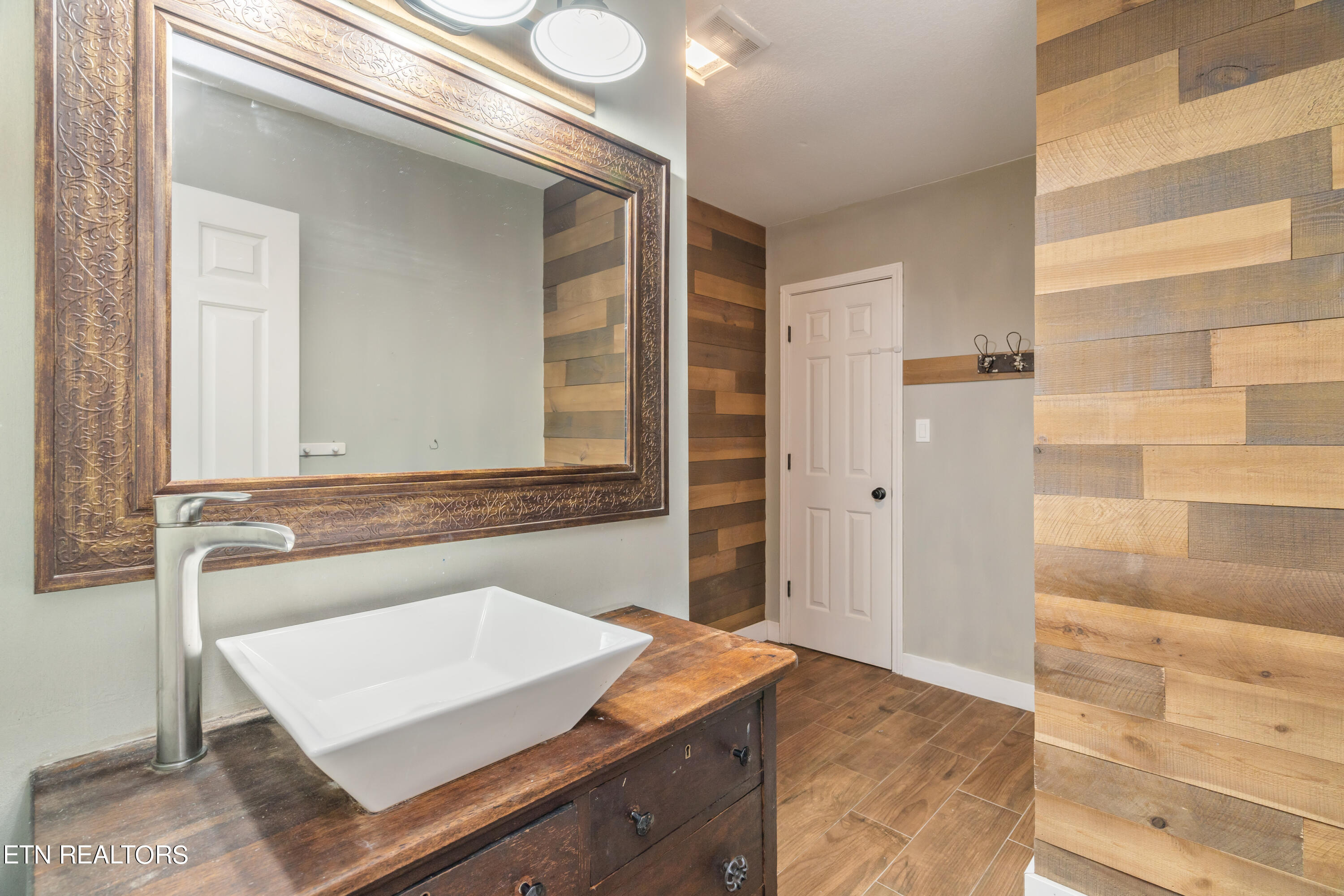 205 Russell Hollow Rd