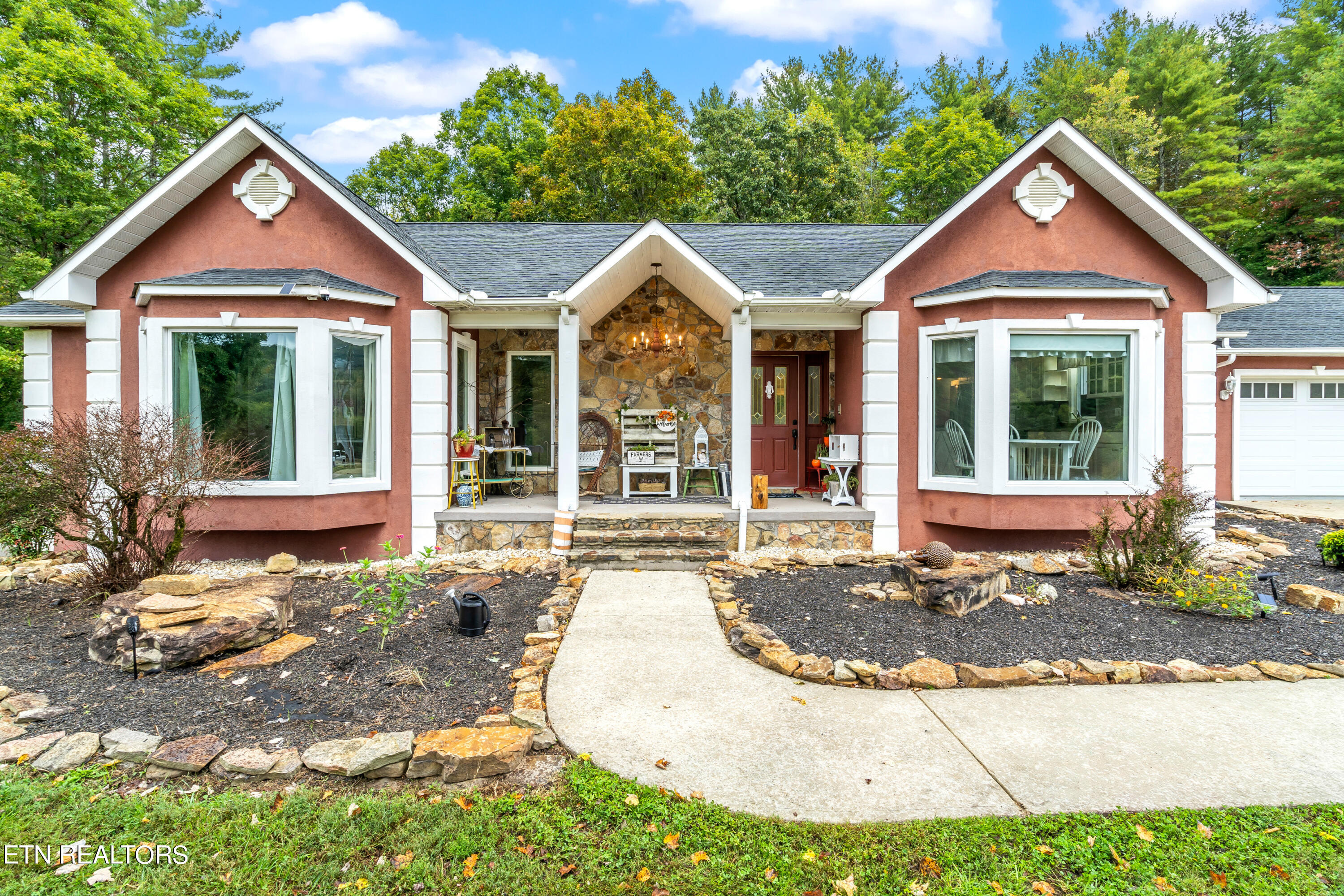 205 Russell Hollow Rd