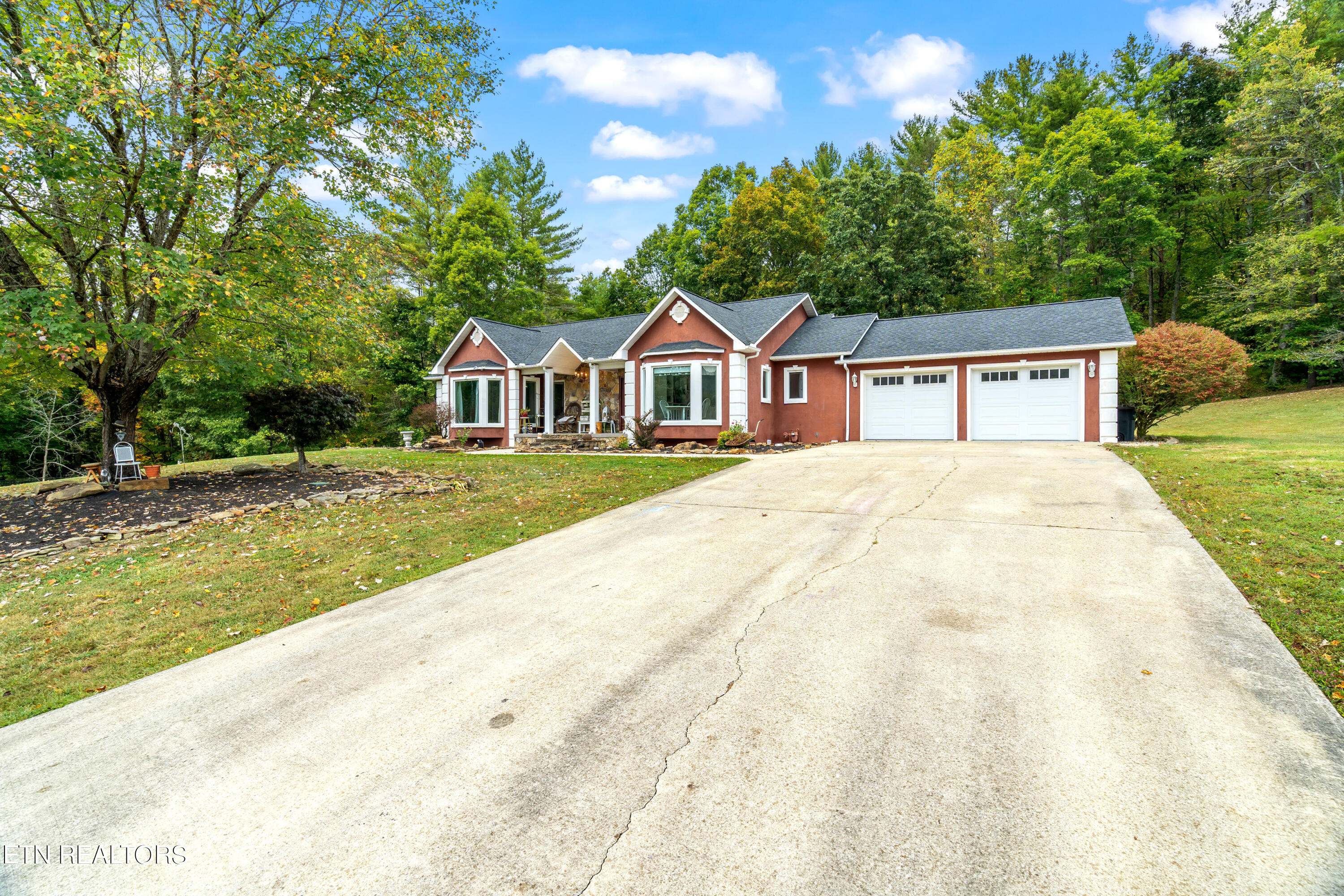 205 Russell Hollow Rd