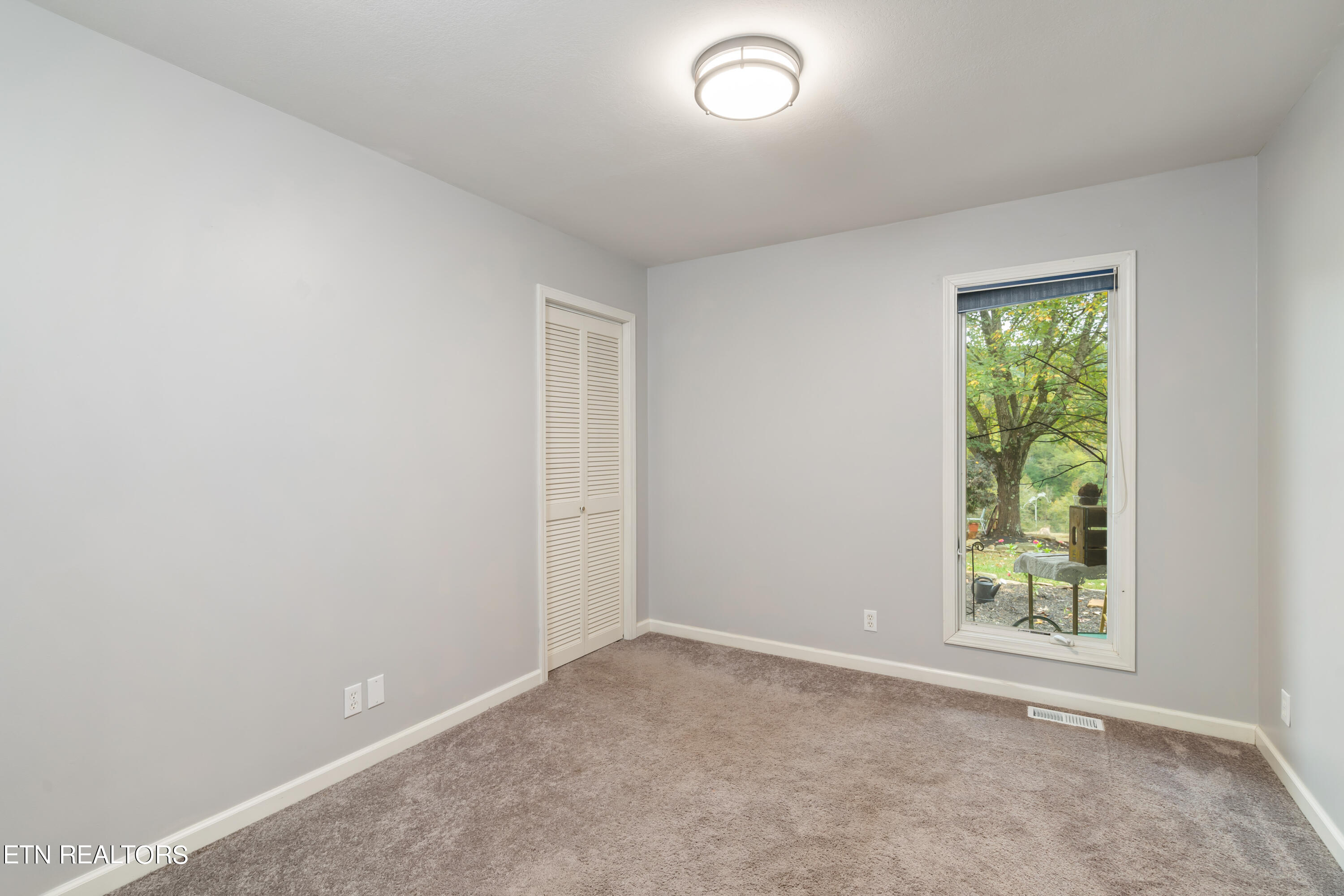 205 Russell Hollow Rd