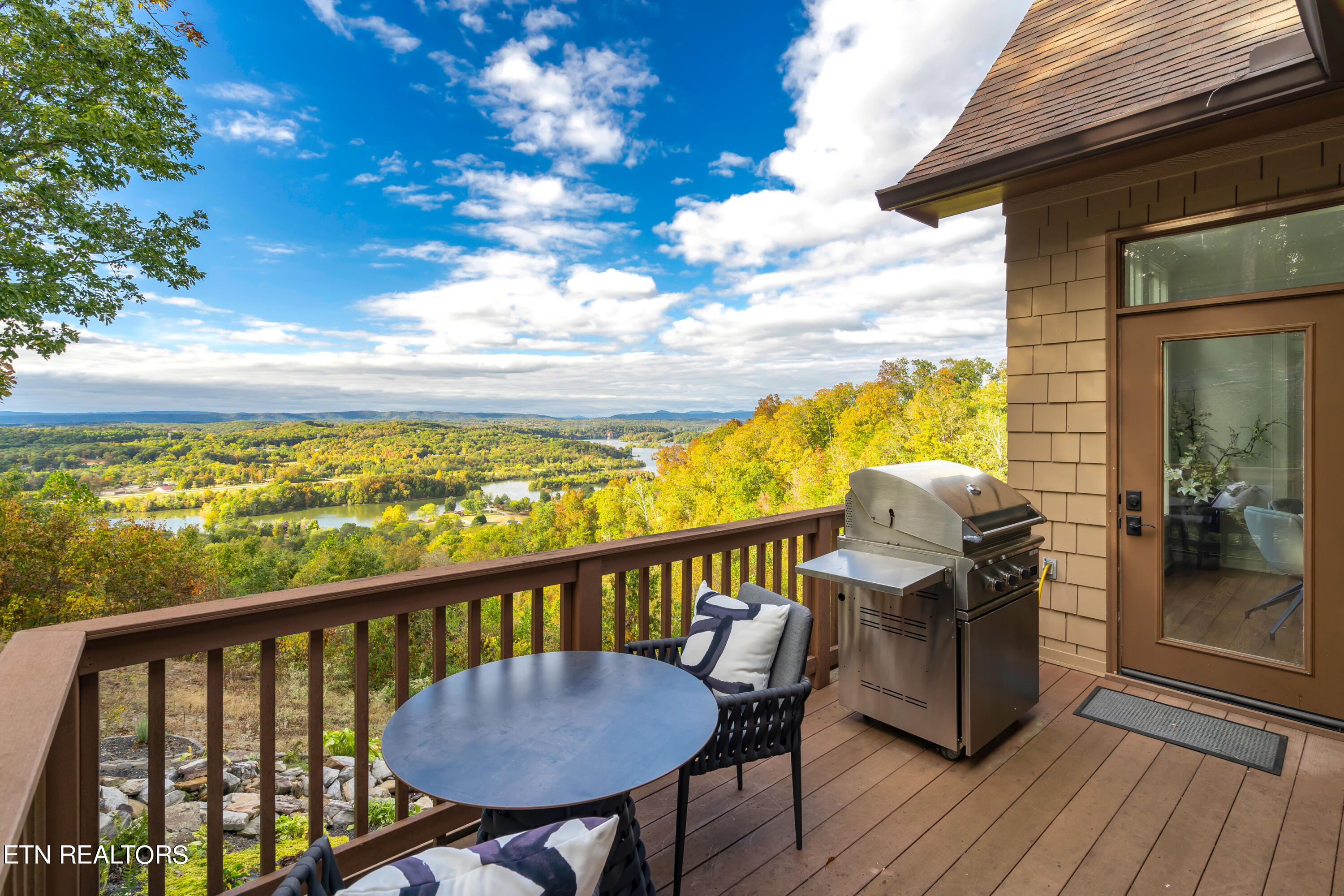 143 Highland Reserve Way