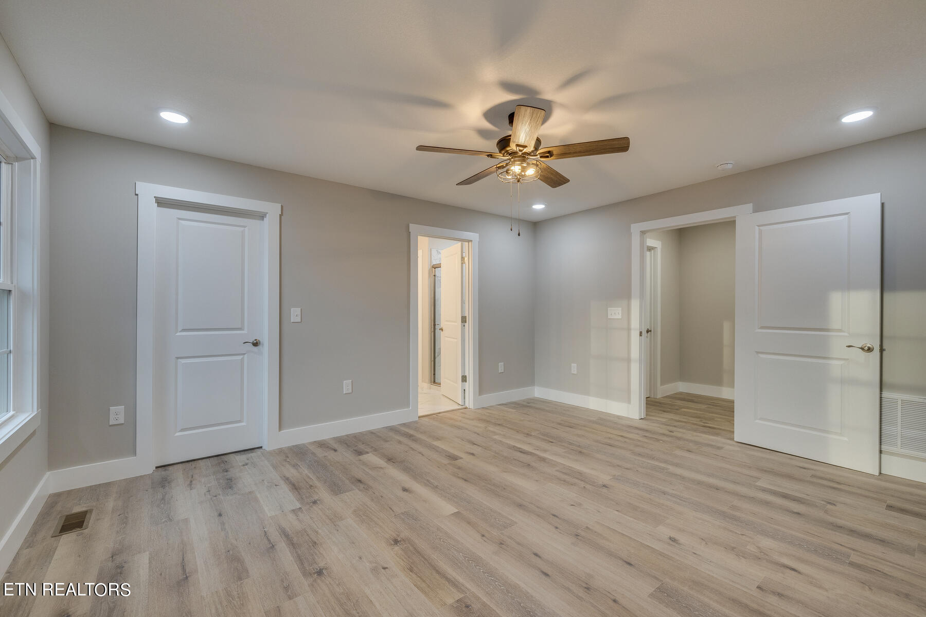 328 Countrywood Place