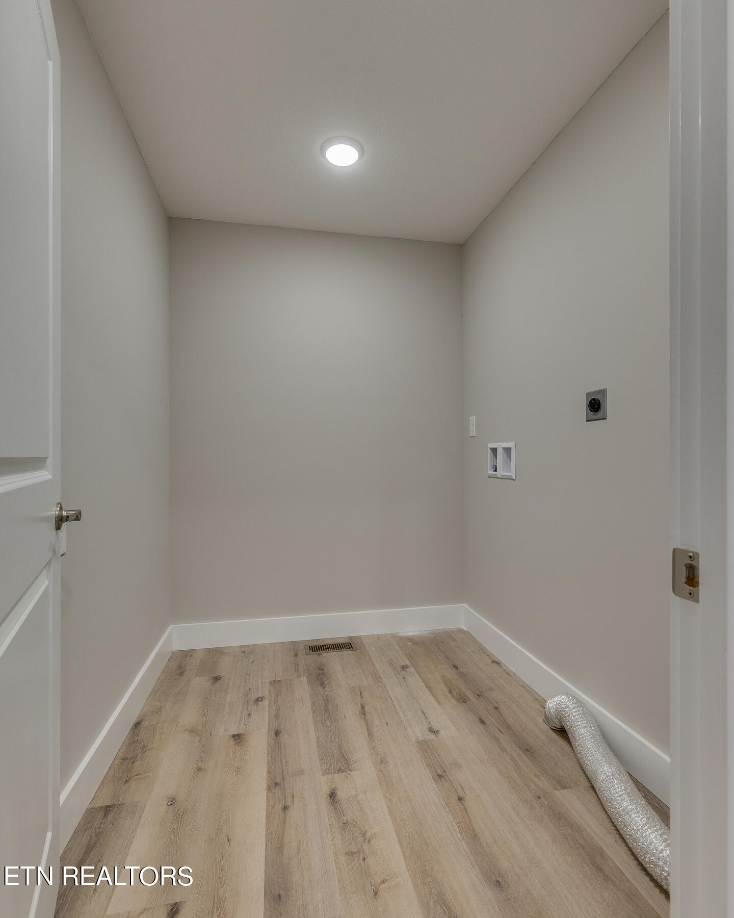 328 Countrywood Place