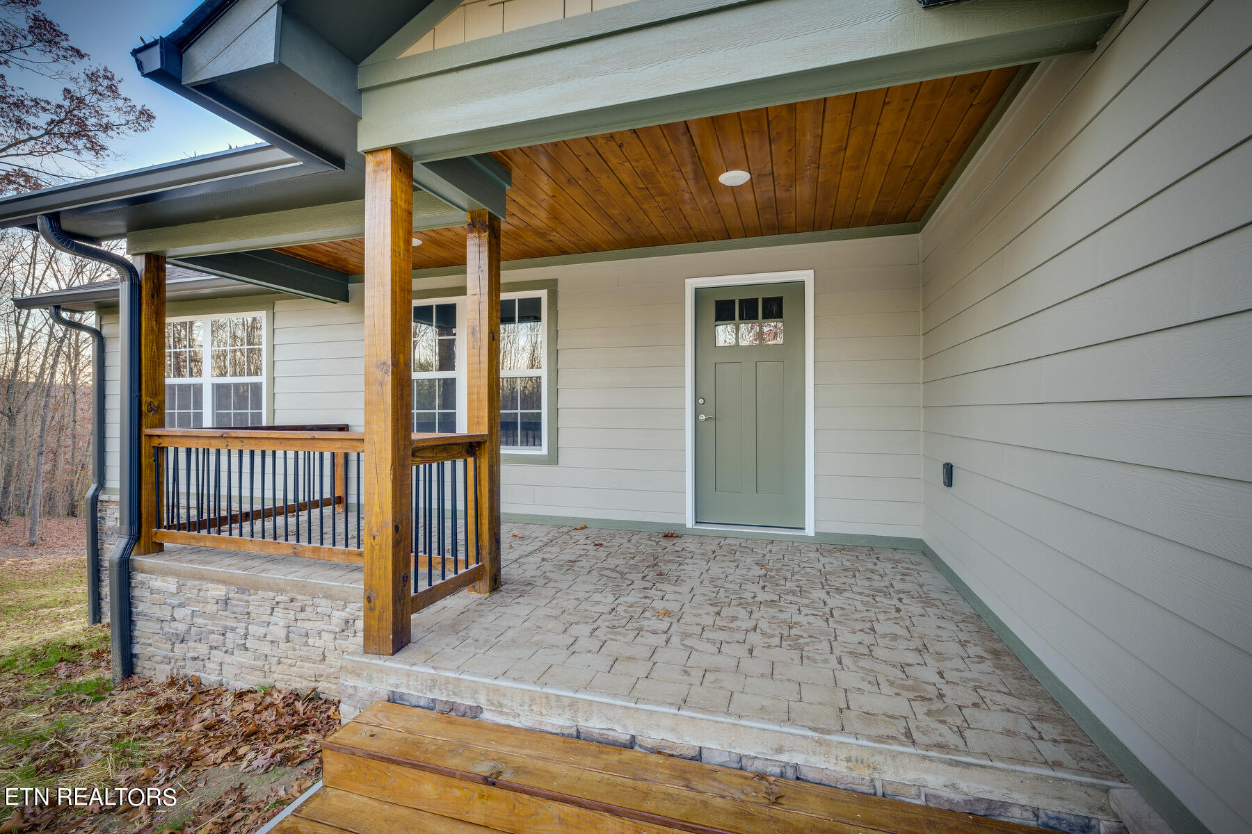 328 Countrywood Place