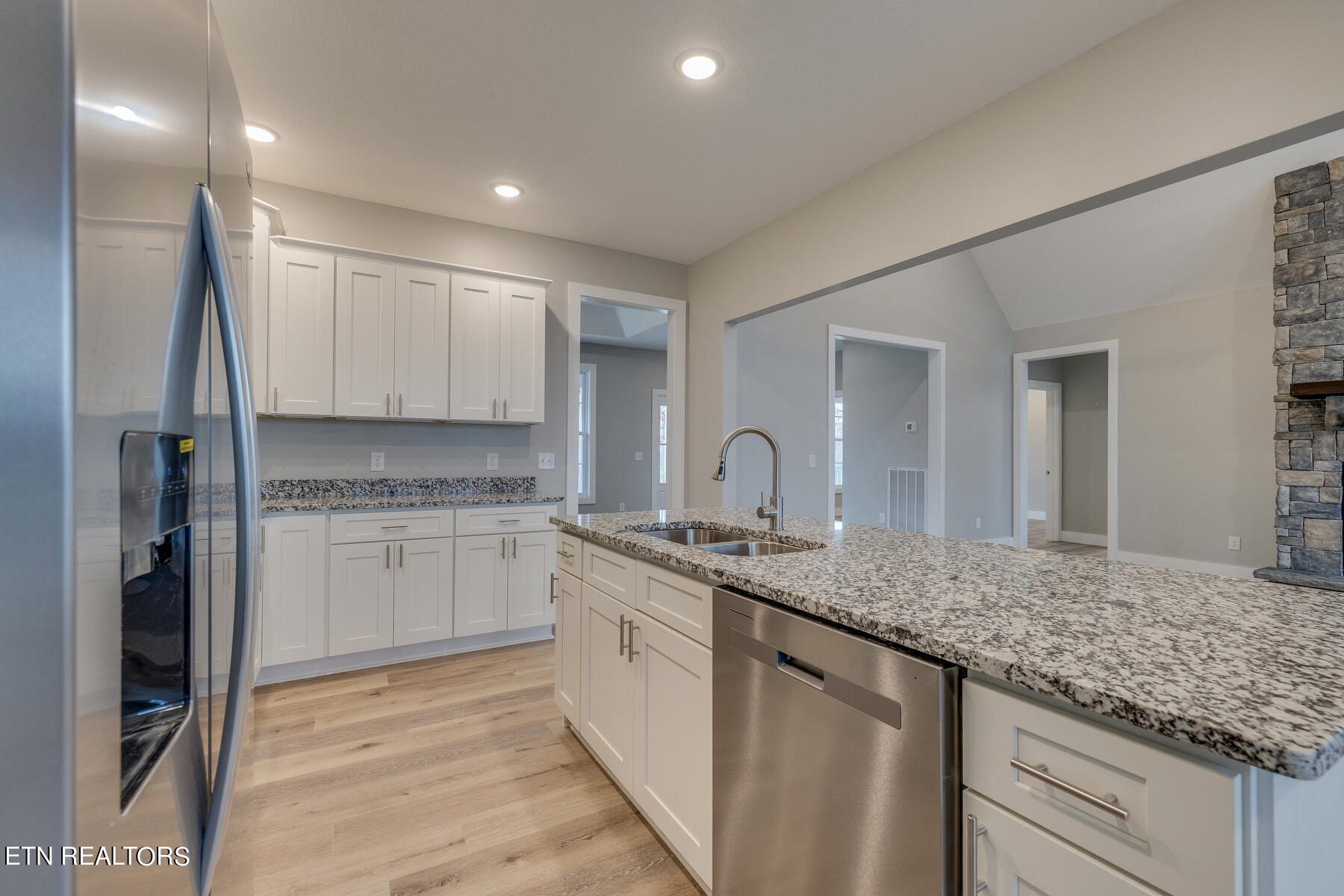 695 Green Ridge Trail