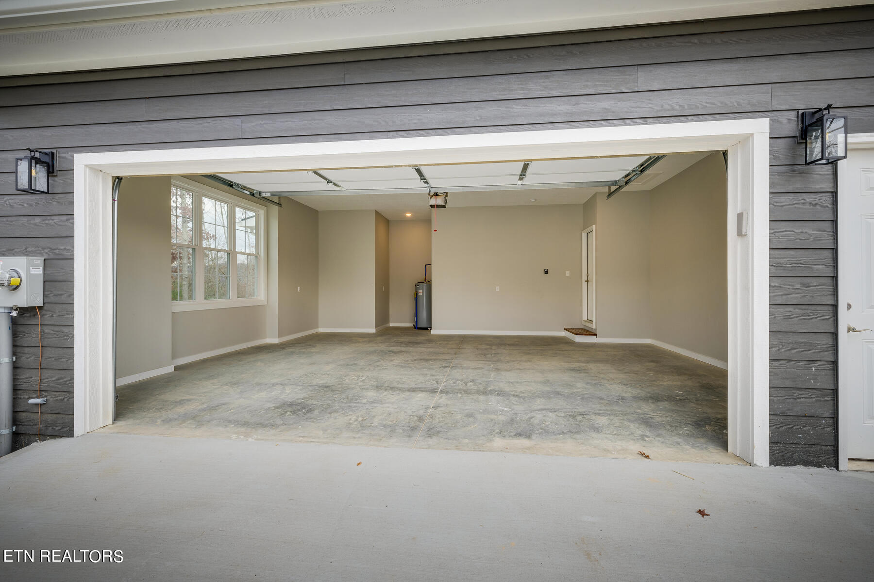 695 Green Ridge Trail