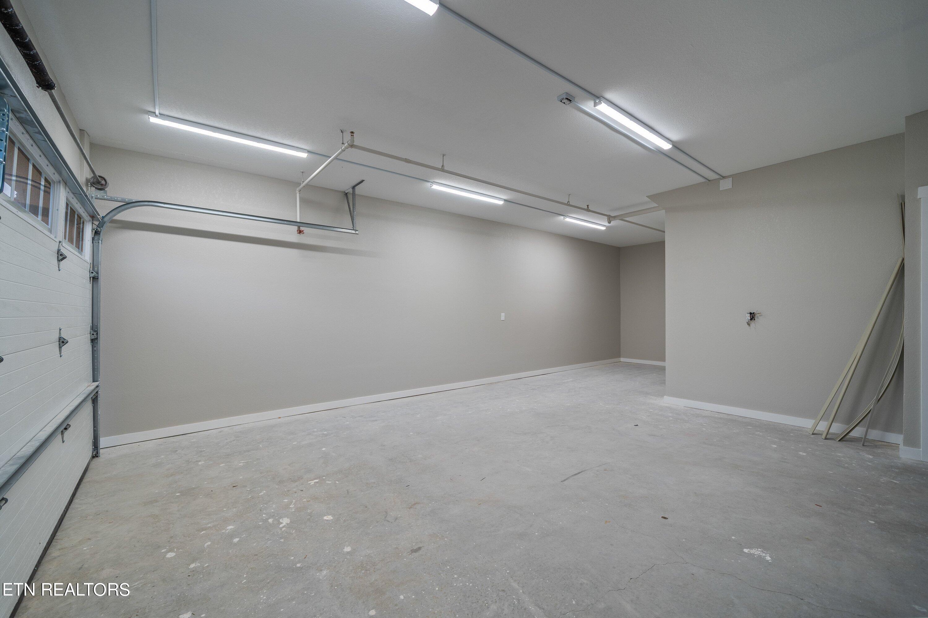 2422 Grand View Court