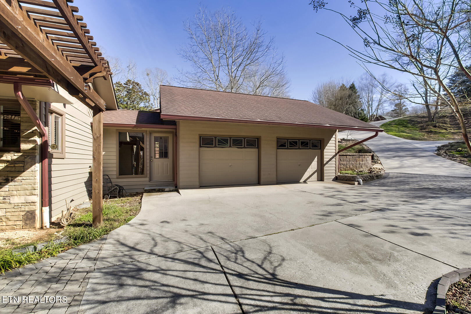 103 Indian Shadows Court