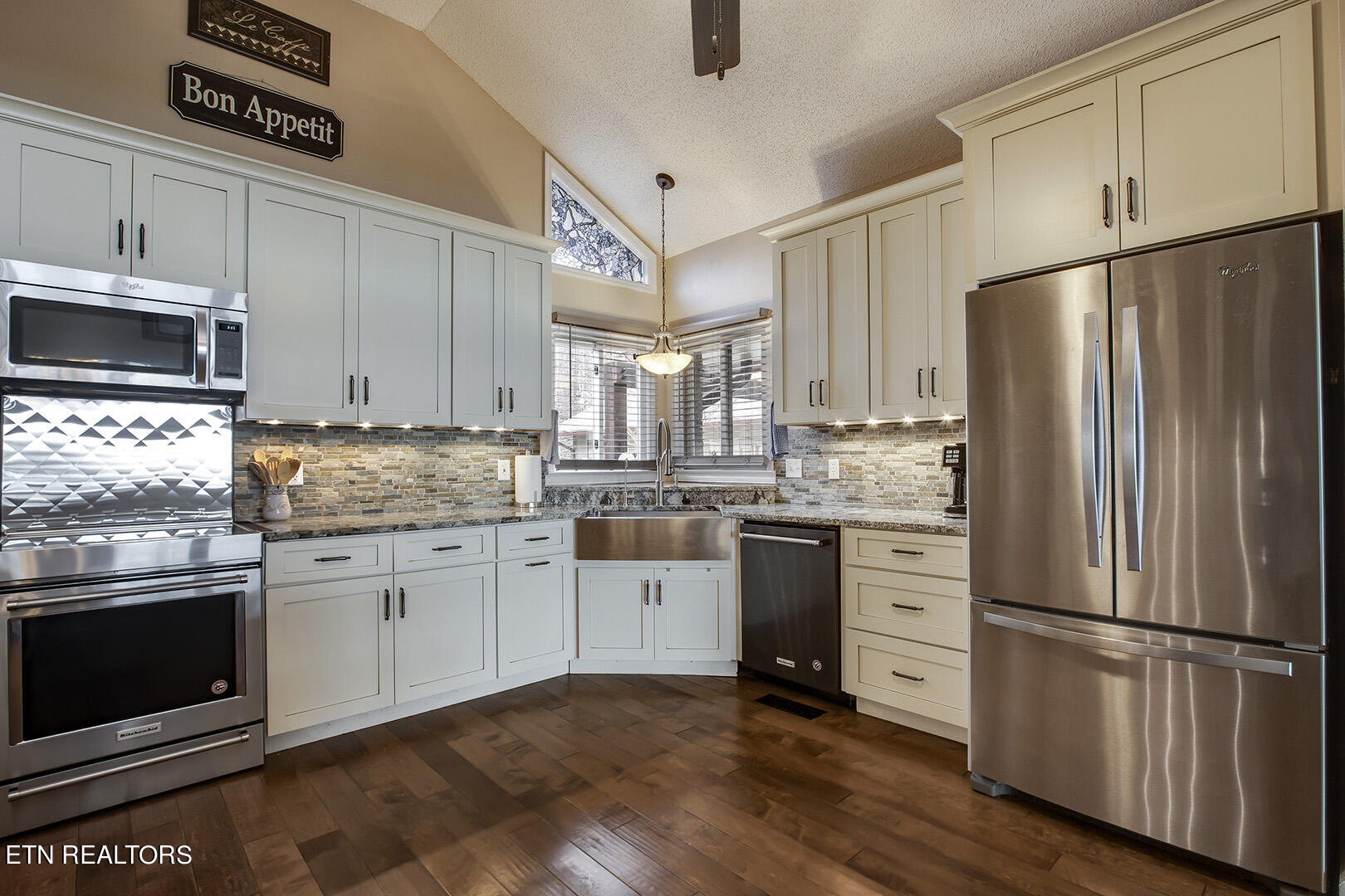 103 Indian Shadows Court